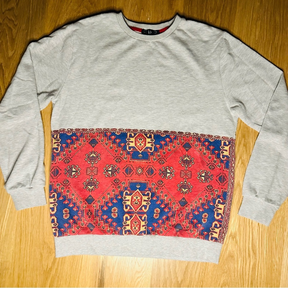 Men’s long sleeve shirt